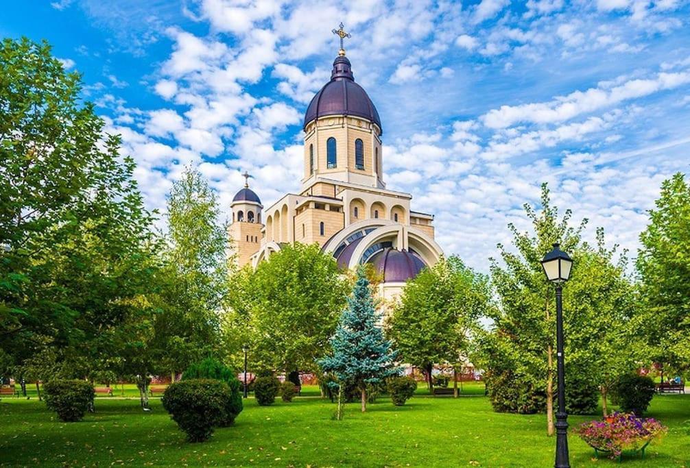 Ultracentral,Parcul Catedralei,Apartament 2 Camere Bacău エクステリア 写真